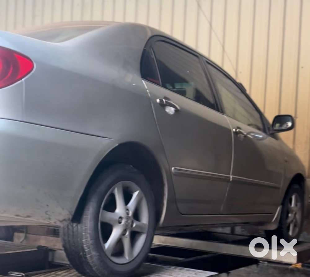 Toyota Corolla Petrol Manual 2004