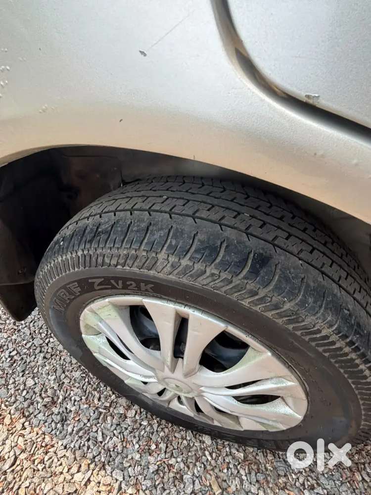 Maruti Suzuki Esteem Lxi 2007