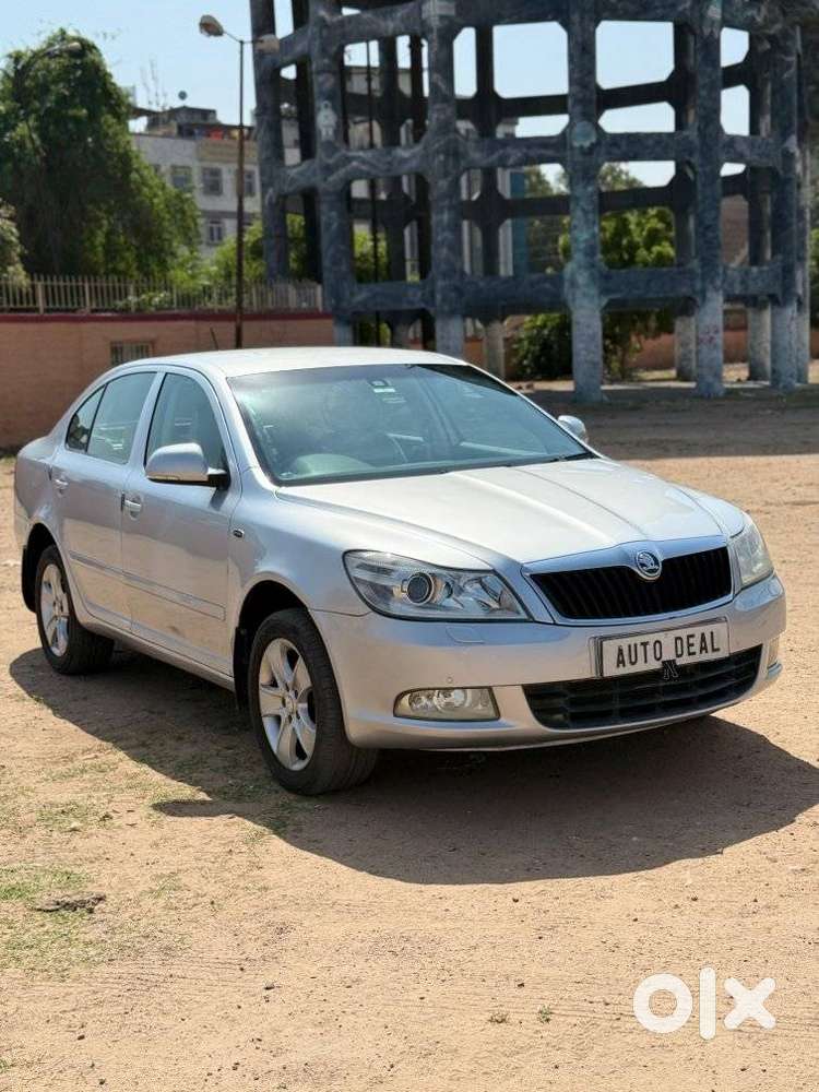 Skoda Laura 1.9 Tdi Mt Ambiente, 2010, Diesel