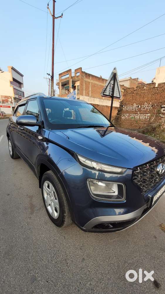 Hyundai Venue 1.2 S Plus, 2021, Petrol