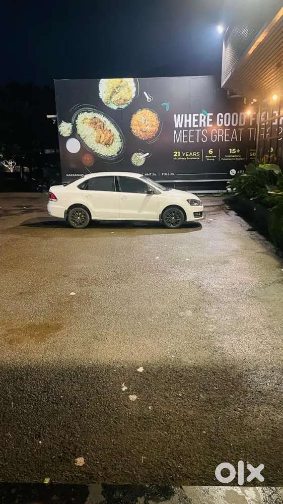 Volkswagen Vento Highline 2016 Petrol Manual Authorised Showroom Servi