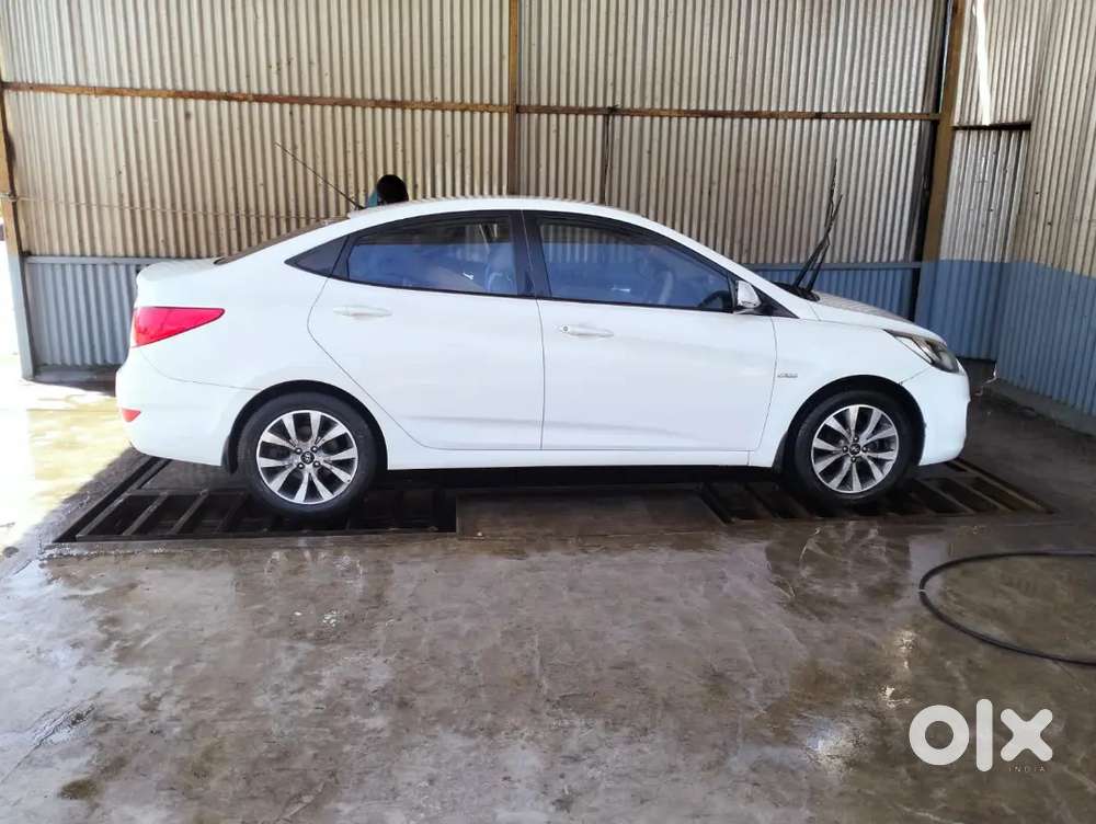 Hyundai Fluidic Verna 2014 Diesel 60000 Km Driven