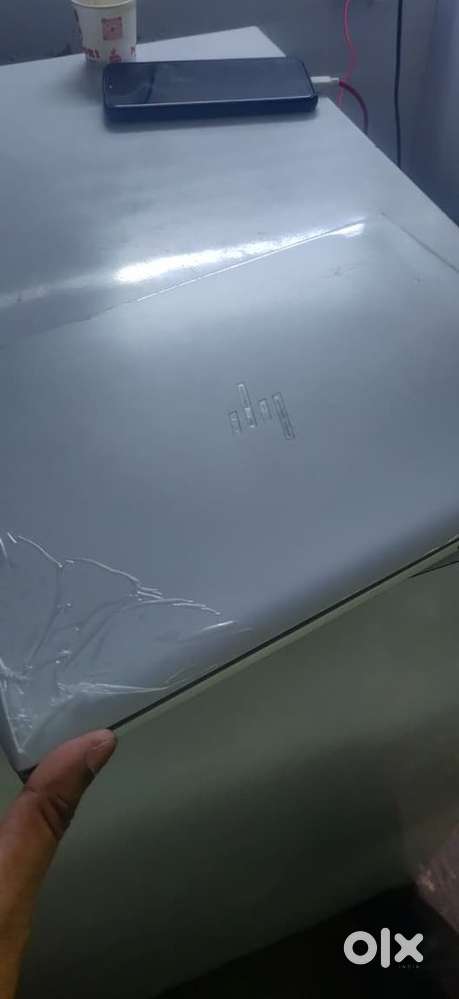 Hp gaming laptop looks new
