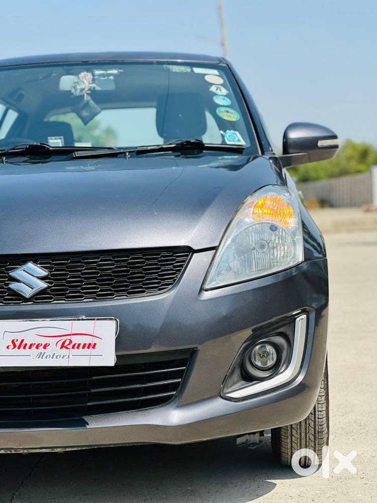 Maruti Suzuki Swift Vxi + Manual, 2017, Petrol