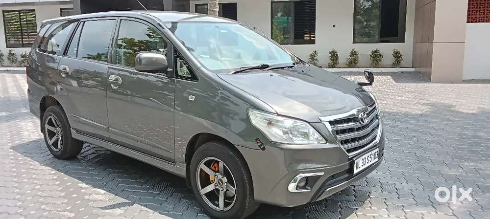 Toyota Innova 2015 Diesel 147500 Km Driven. Finance Available.