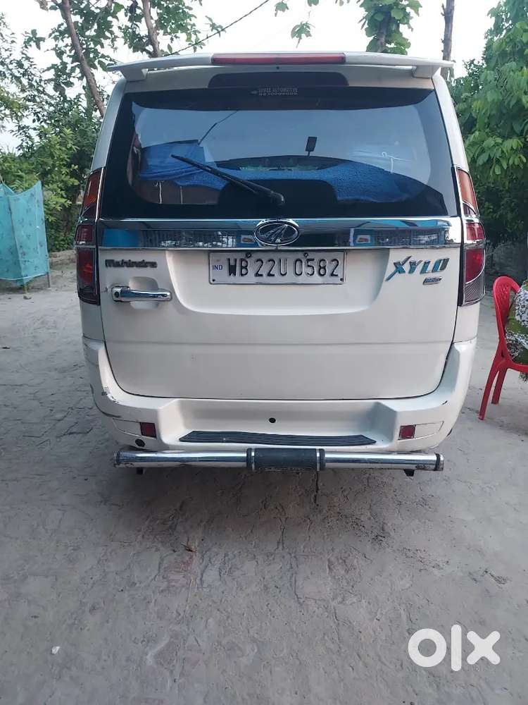 Mahindra Xylo 2012