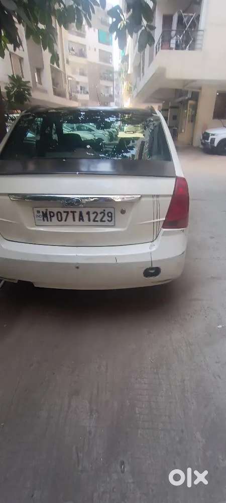 Mahindra Verito 1.5 D2 2015
