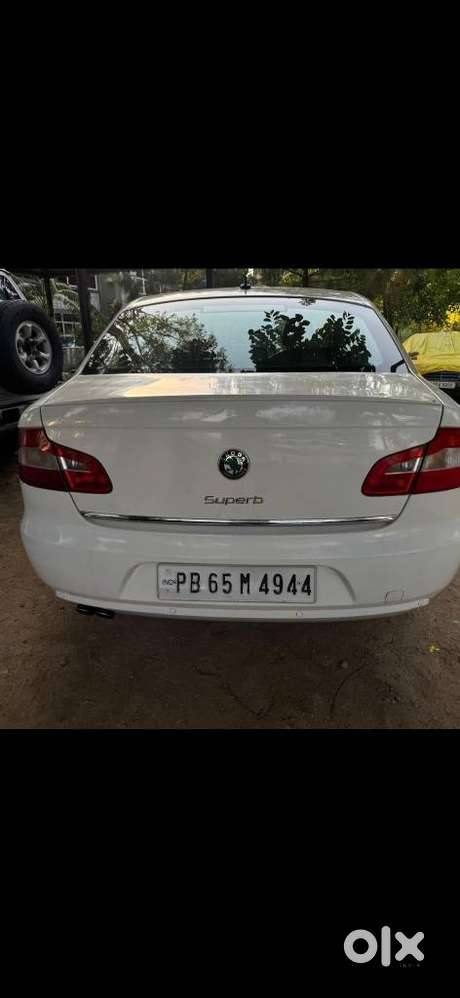 Skoda Superb 2008-2013 Elegance 1.8 Tsi At, 2011, Petrol