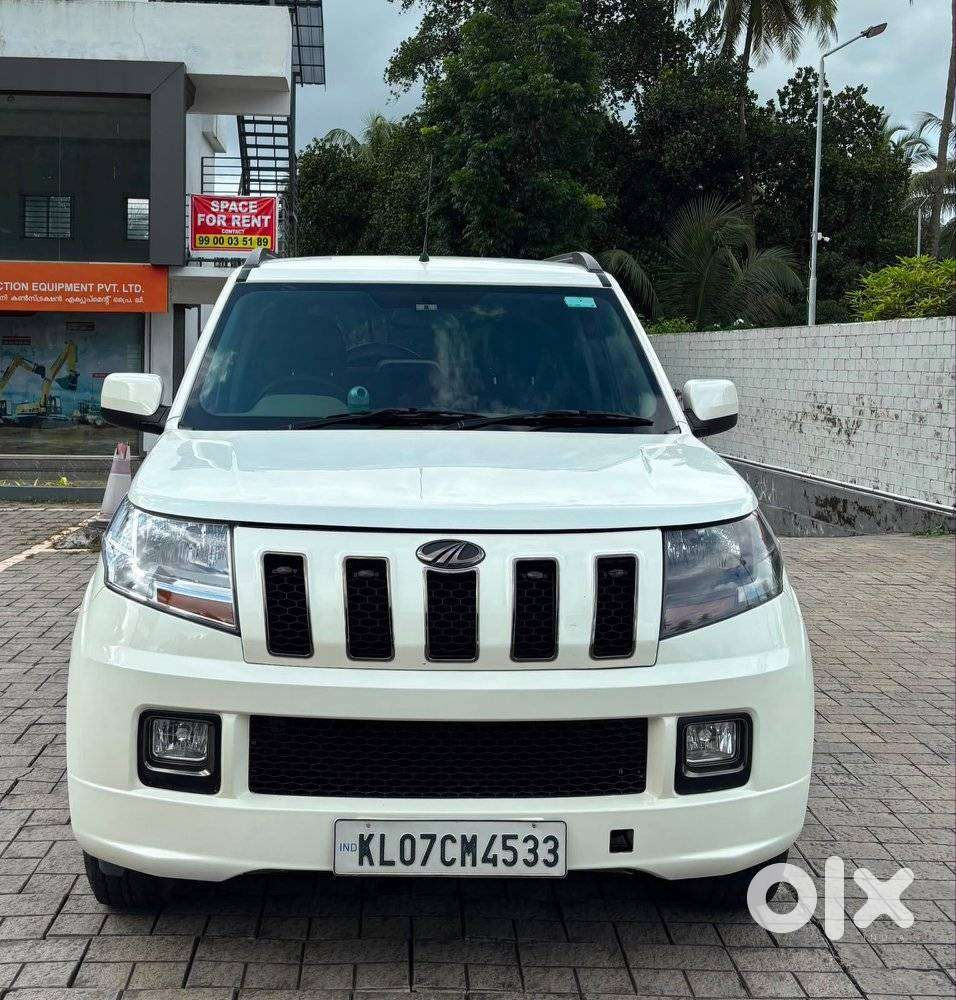 Mahindra Tuv 300 T10, 2017, Diesel