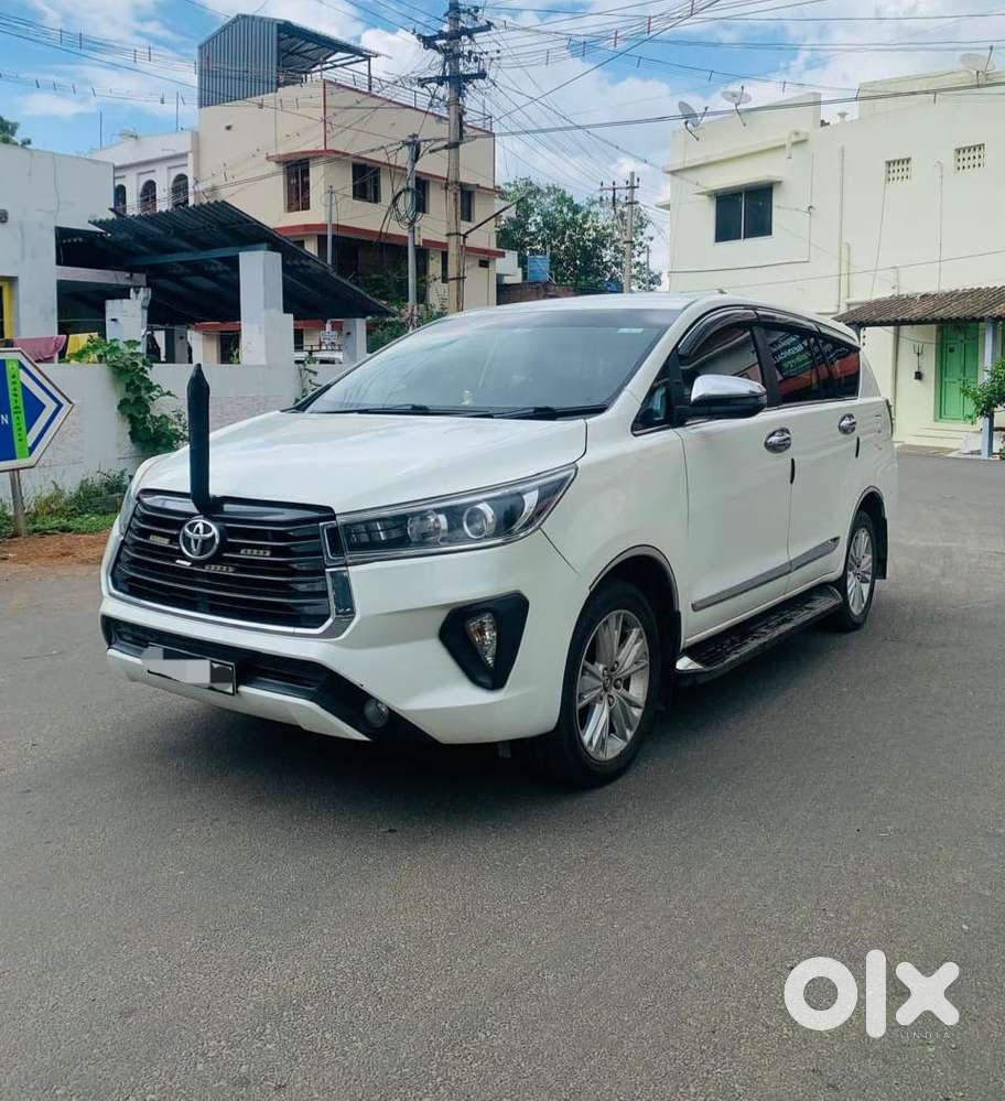 Toyota Innova Crysta 2.8z Automatic, 2018, Diesel