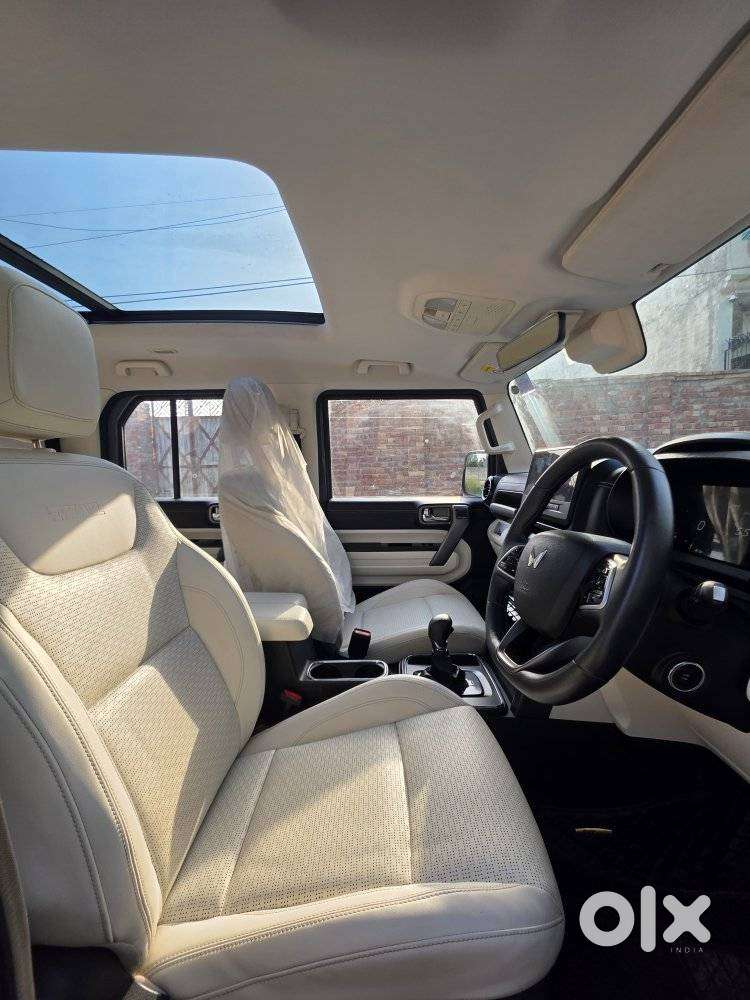 Mahindra Thar Roxx Ax7 L Petrol At 2wd, 2026, Petrol