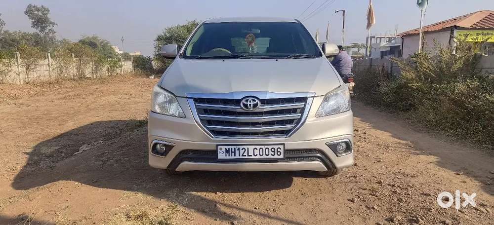 Toyota Innova 2014 Diesel 178000 Km Driven