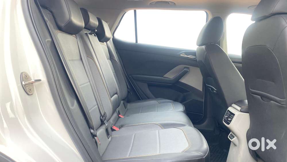 Skoda Kushaq 1.0 Tsi Style At, 2021, Petrol