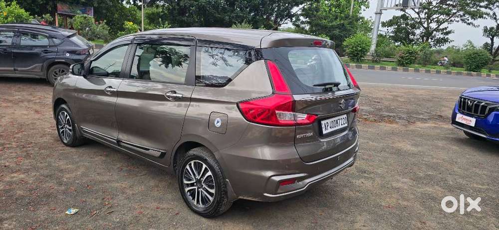Maruti Suzuki Ertiga Zxi Plus Shvs, 2024, Cng & Hybrids