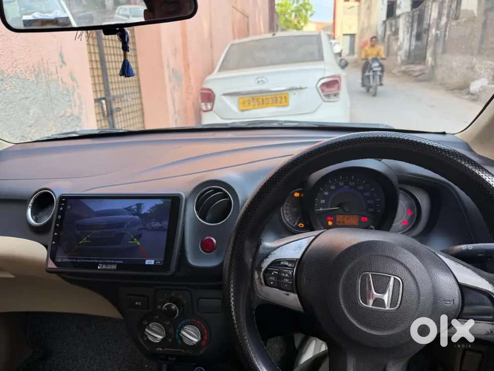Honda Amaze 2015 Petrol Well Maintained