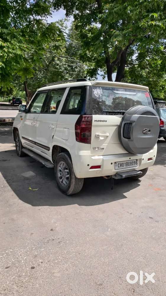 Mahindra Tuv 300 2018