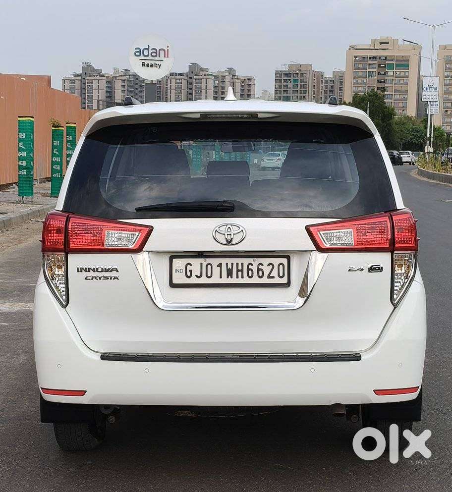 Toyota Innova Crysta [2020-ongoing] 2.7 Gx Mt 8 Str, 2022, Diesel