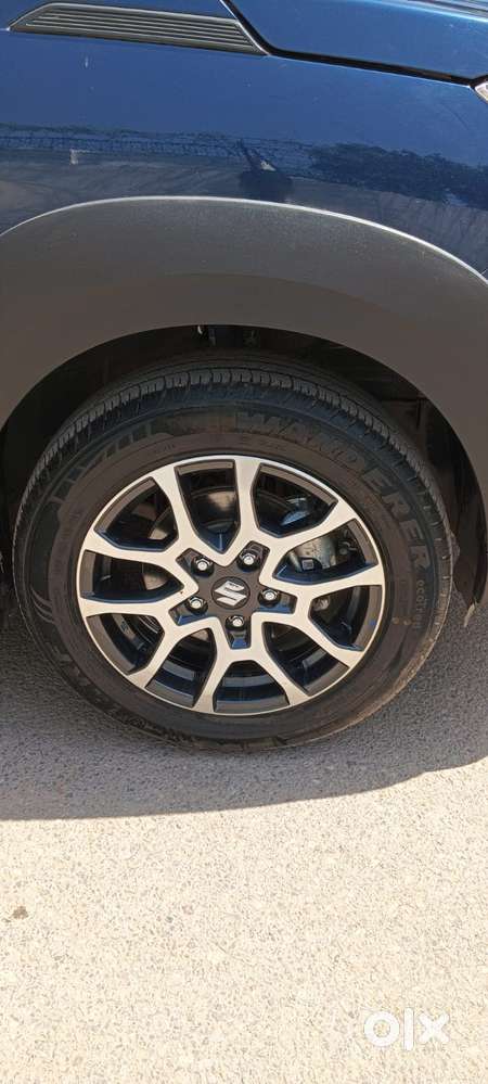 Maruti Suzuki Xl6 1.5 Zeta Mt, 2025, Petrol