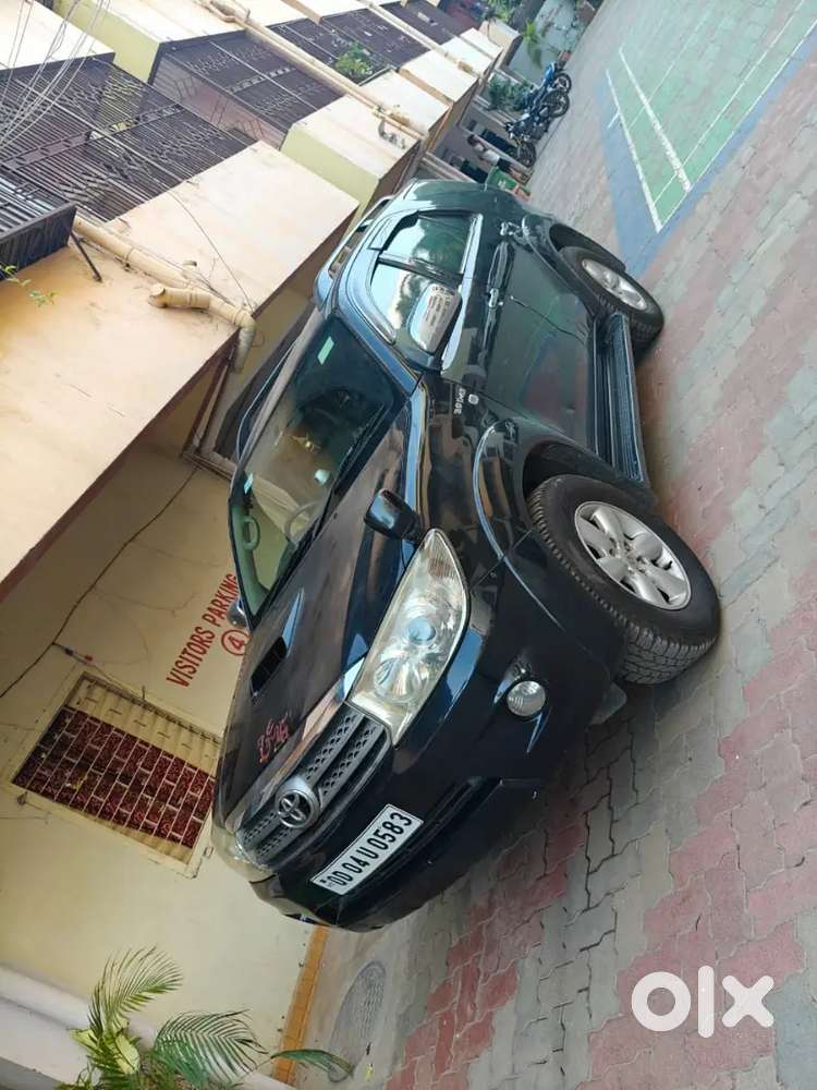 Toyota Fortuner Diesel Manual 2012