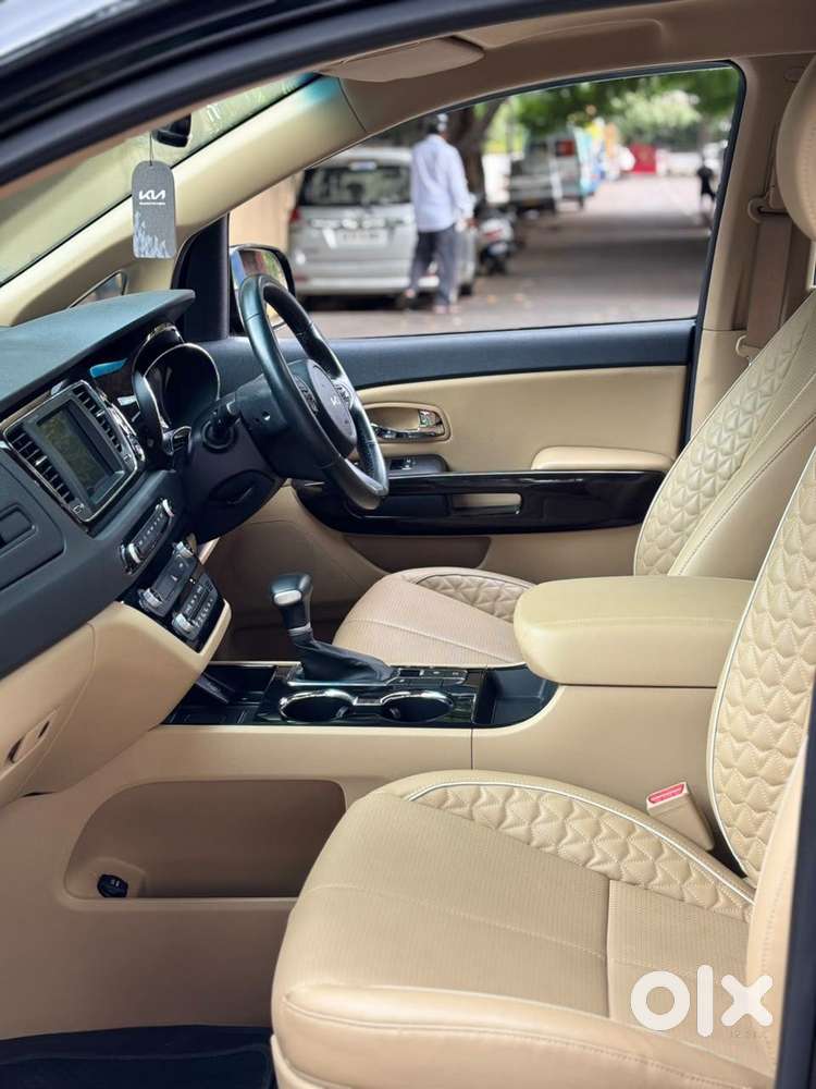 Kia Carnival Limousine Plus 7 Str, 2022, Diesel