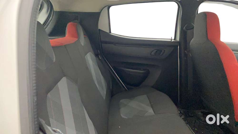 Renault Kwid 2019-ongoing 1.0 Rxt Amt (o), 2021, Petrol