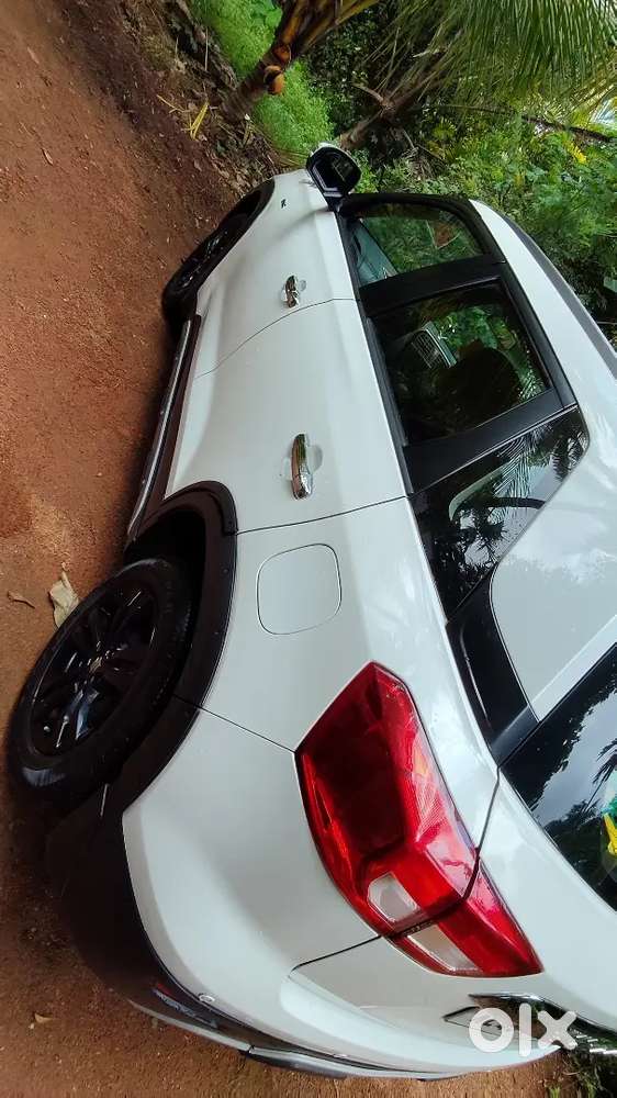 Maruti Suzuki Brezza Zdi+ 2019