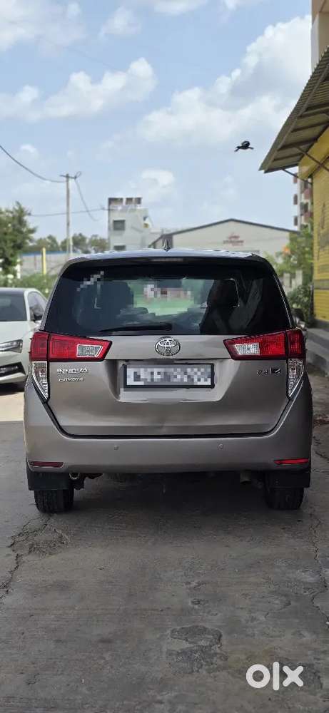 Toyota Innova Crysta 2018