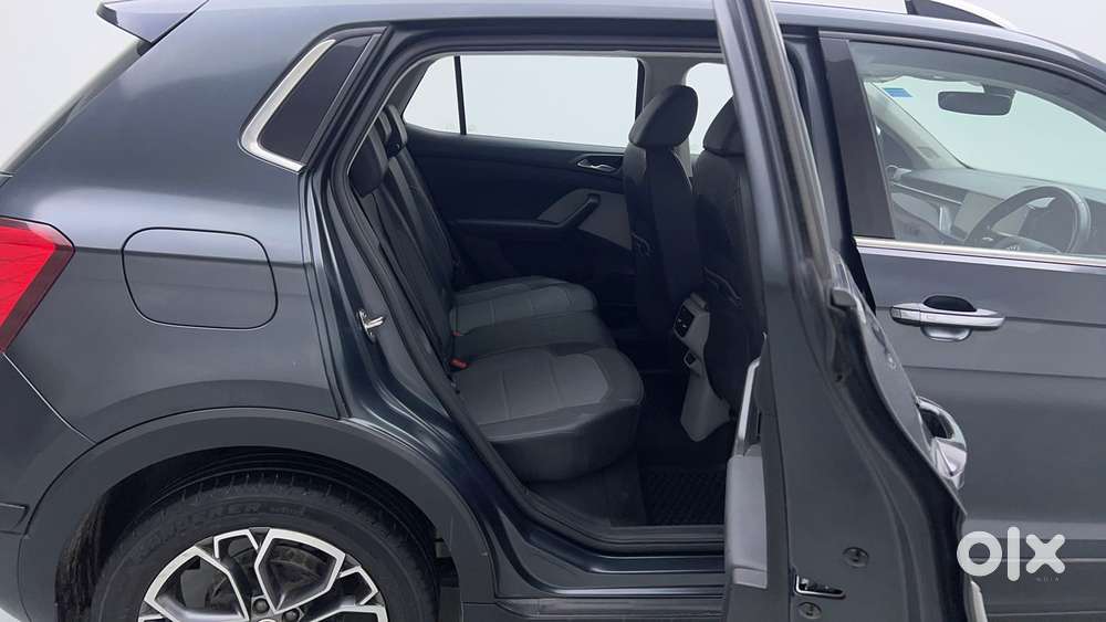 Skoda Kushaq Style 1.0l Tsi Mt, 2023, Petrol