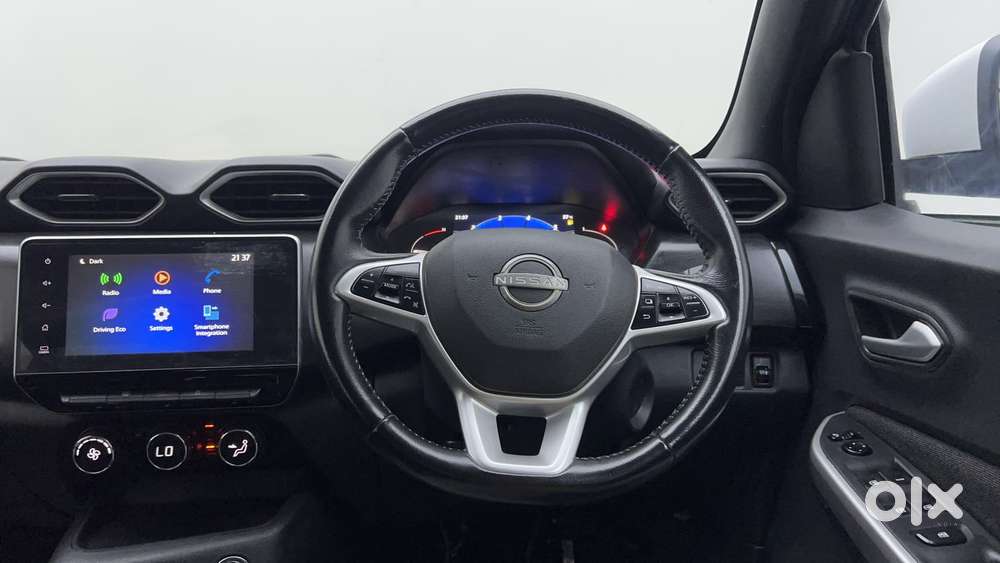 Nissan Magnite 1.0 Xv Premium Dual Tone, 2021, Petrol