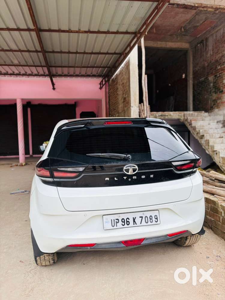 2021 Tata Altroz Petrol Manual