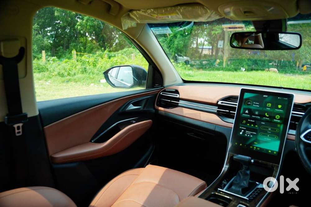 Mg Hector Plus Sharp Pro 1.5 Turbo Petrol 7 Str, 2023, Petrol