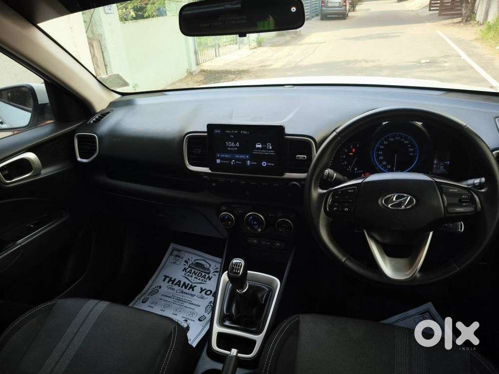 Hyundai Venue Sx Dual Tone, 2022, Diesel