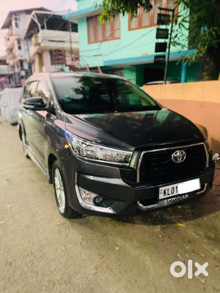 Finance Available Toyota Innova Crysta 2017 Diesel 146000 Km Driven