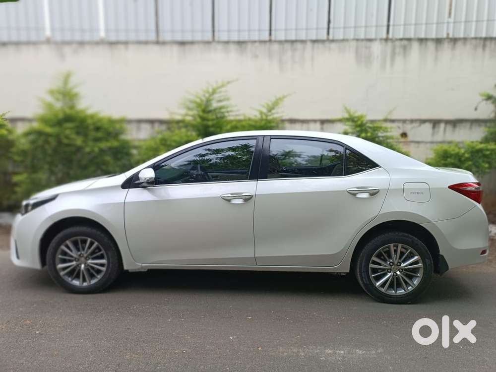 Toyota Corolla Altis 2013-2017 Vl At, 2017, Petrol
