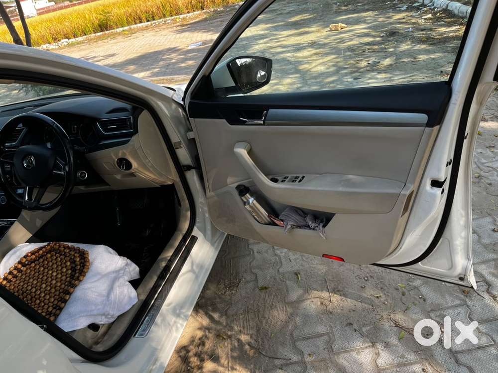 2017 Skoda Superb At Chandigarh Number