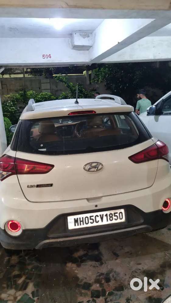 Hyundai I20 Active 2017 Petrol 120000 Km Driven