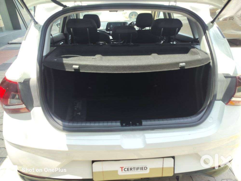 Hyundai I20 Sportz 1.2 Mt, 2023, Petrol