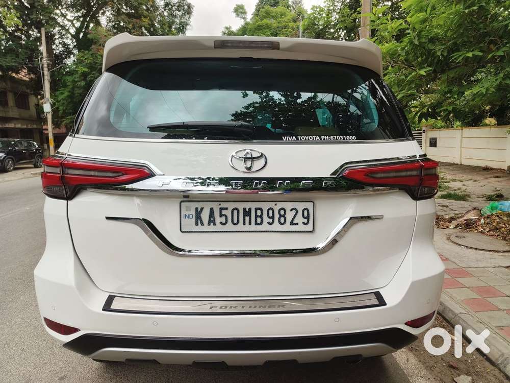 Toyota Fortuner [2021-ongoing] 2.8 2wd Diesel At, 2023, Diesel