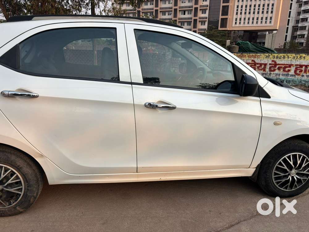 Tata Tiago 1.2 Revotron Xm, 2019, Petrol