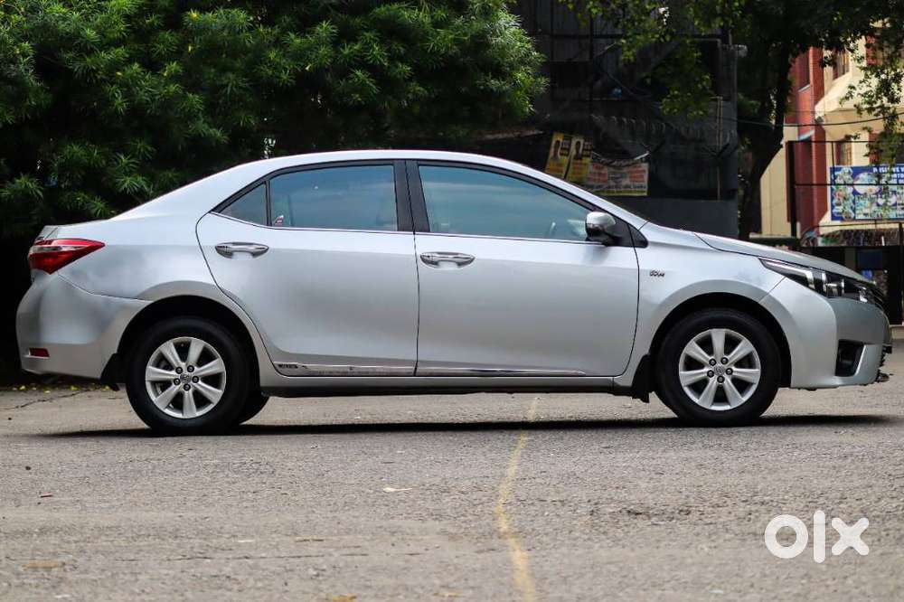 Toyota Corolla Altis [2014-2017] 1.8 G Cvt, 2015, Petrol