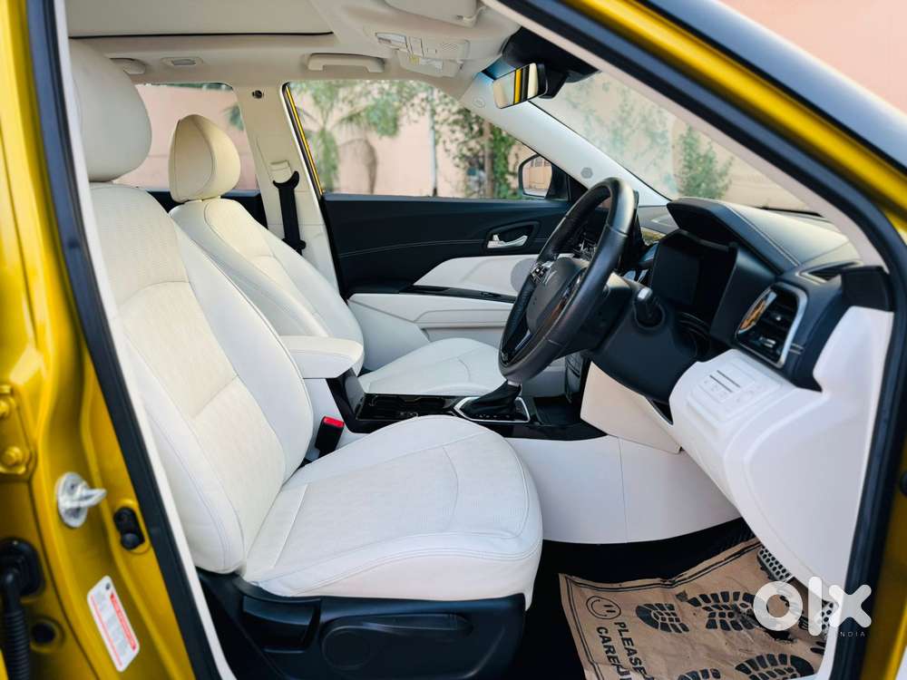 Mahindra Xuv 3xo Ax7l 1.2 Petrol At (pg), 2024, Petrol