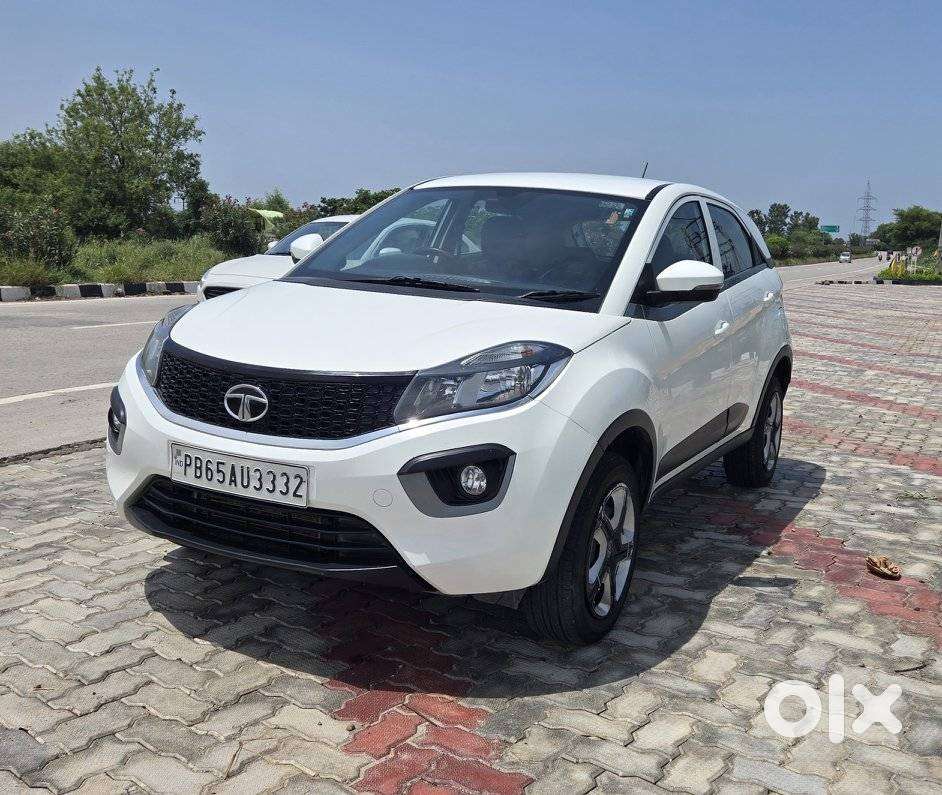 Tata Nexon 1.2 Revotron Xm (s), 2019, Diesel