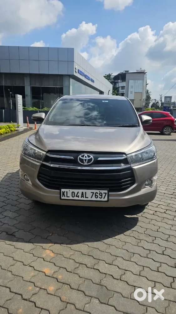 Toyota Innova Crysta 2.4 Gx Manual  2017 Diesel 53000 Km Driven