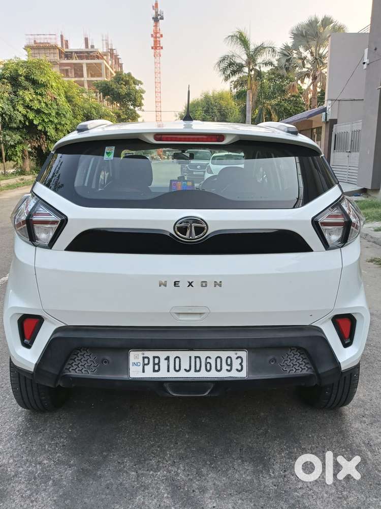 Tata Nexon 1.5 Revotorq Xm (s), 2023, Diesel