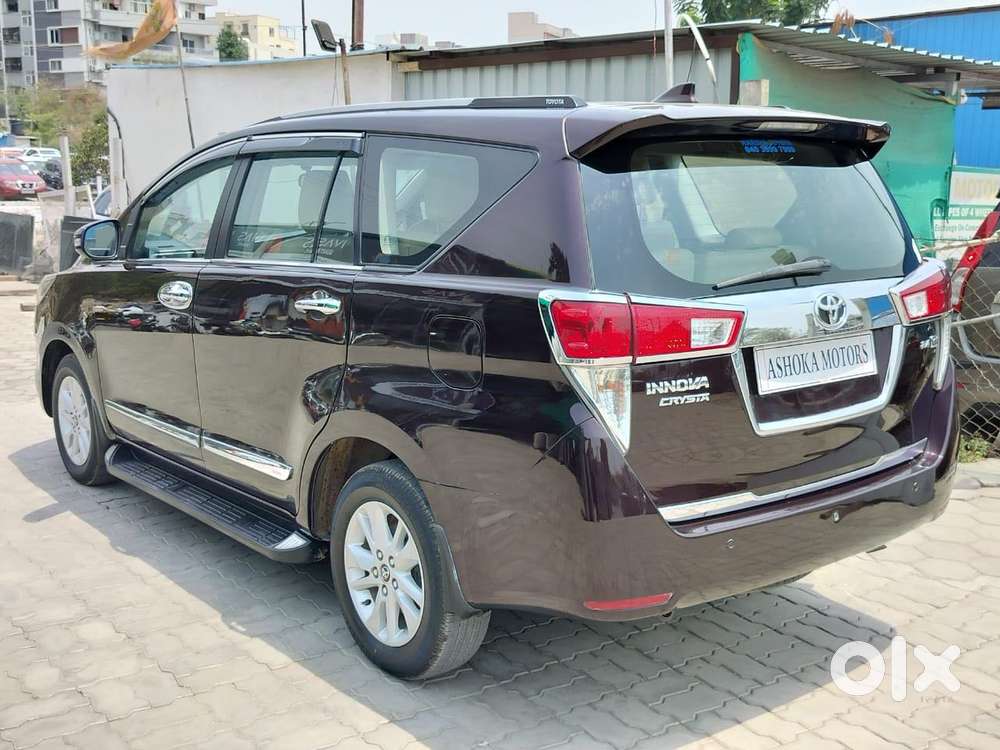 Toyota Innova Crysta 2.4 G Mt, 2017, Diesel