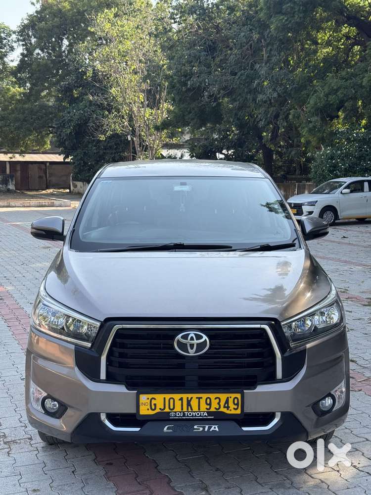 Toyota Innova Crysta 2.4 G Mt 8s, 2017, Diesel