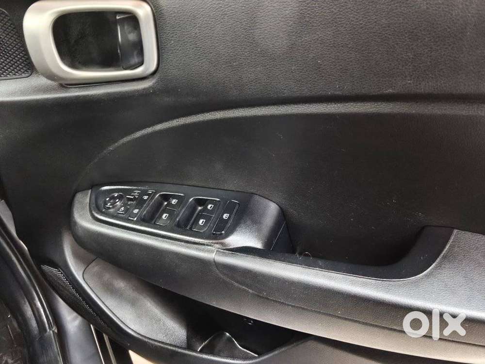 Hyundai Venue Sx Plus Turbo Dct, 2019, Petrol