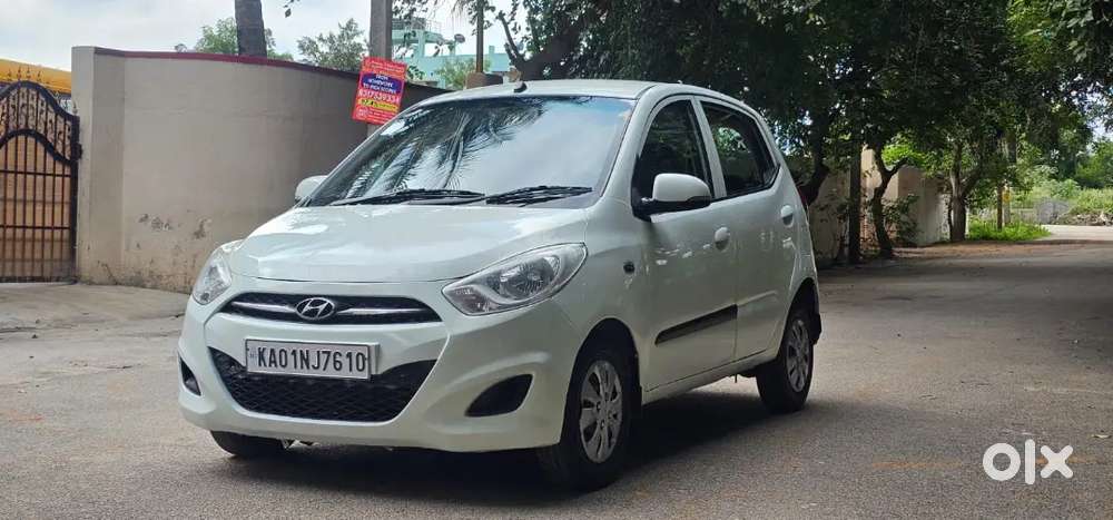 Hyundai I10 Magna 2012 Petrol + Cng Very Good Running Condition