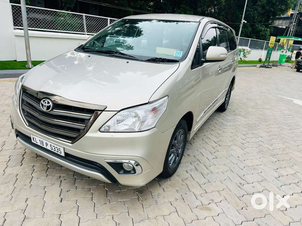 Toyota Innova 2.5 V 7 Str, 2015, Diesel