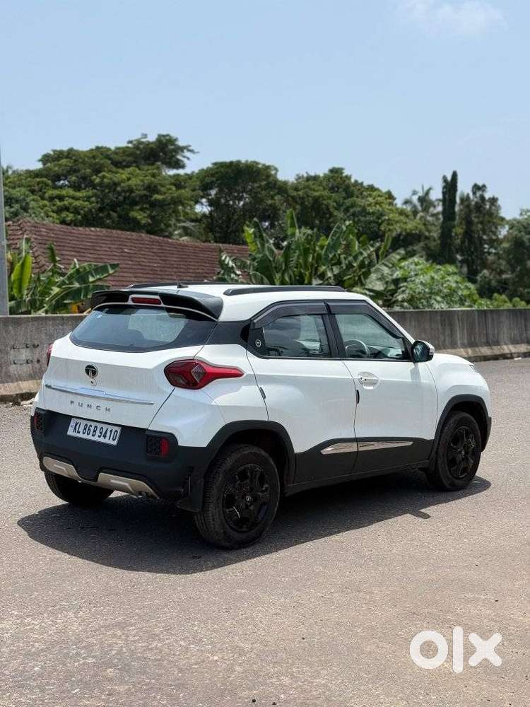 Tata Punch Accomplished, 2024, Petrol